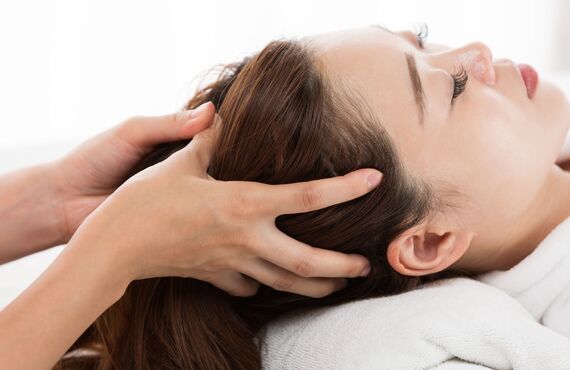 こりやストレスを癒すヘッドスパ・頭皮ケア | リラクゼーションなら西尾のdry head spa calme